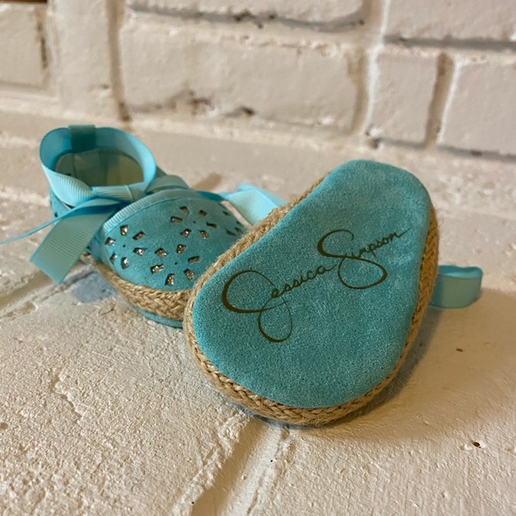 Jessica Simpson Baby Sandals NEVER USED - Picture 1 of 5